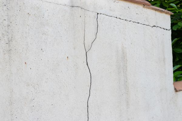 Foundation Crack Patching in Springdale